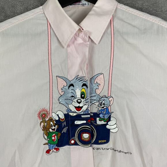 Segreta Tops - VTG 1995 Tom & Jerry Shirt Sz M Pink Cartoon Camera Segreta Italy Embroidery